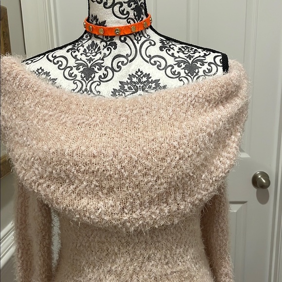 Tory Burch Orange Leather Wrap Bracelet or Choker - Picture 8 of 8